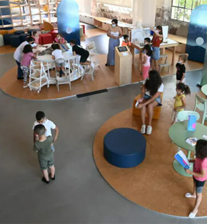 enfants à la Cabane du design